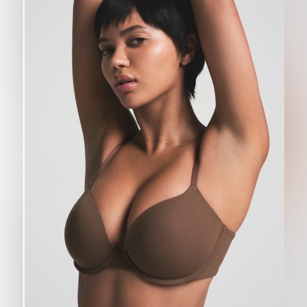 SKIMS Ultimate Bra, Oxide Brown